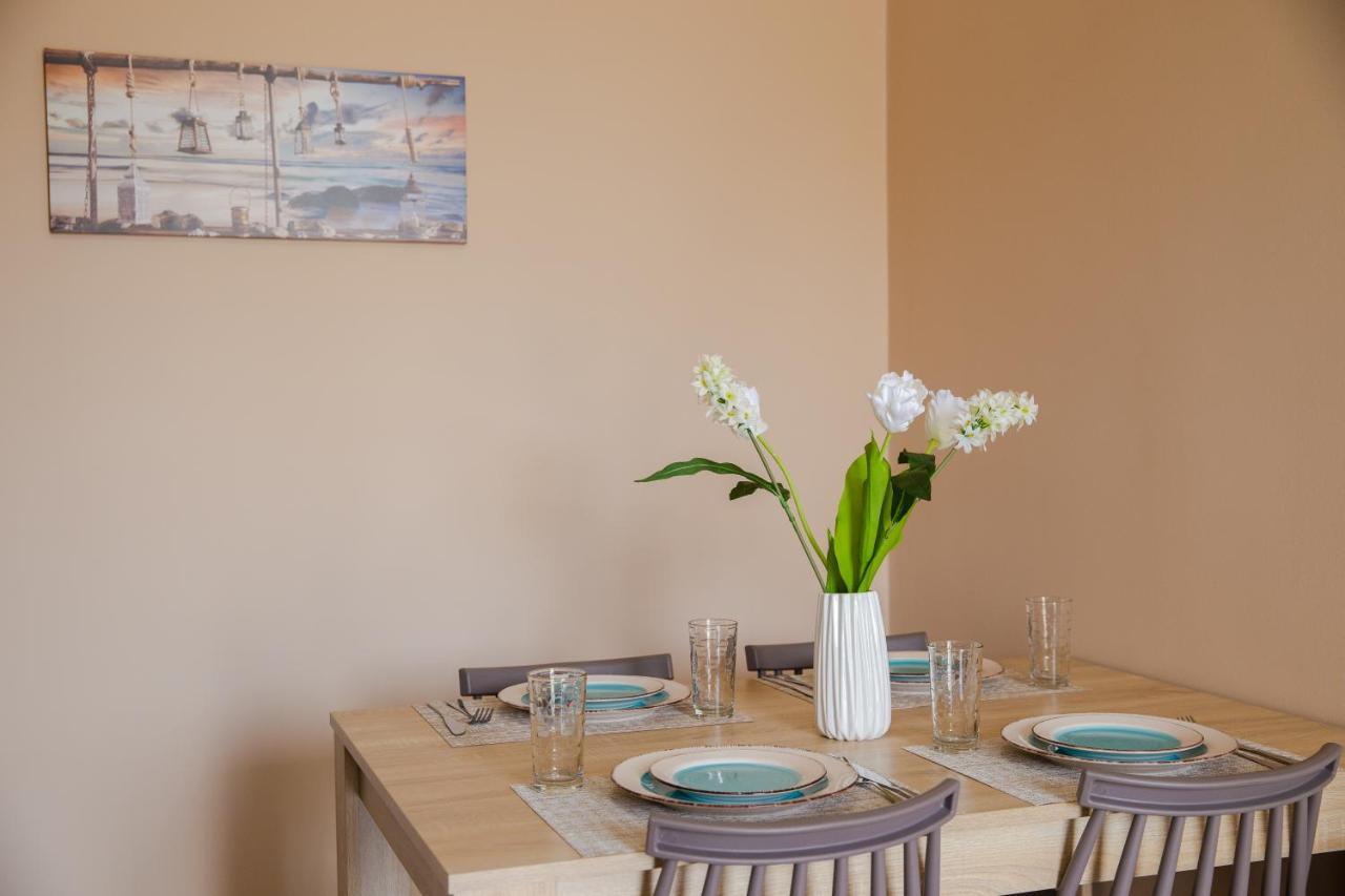 Electi Apartments Charaki Exteriér fotografie
