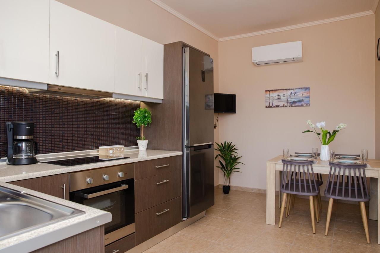 Electi Apartments Charaki Exteriér fotografie