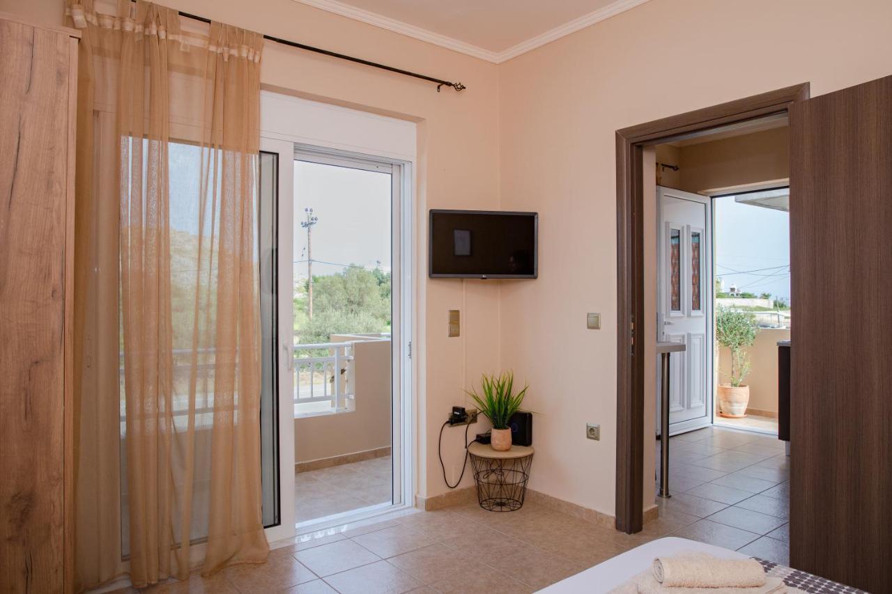 Electi Apartments Charaki Exteriér fotografie
